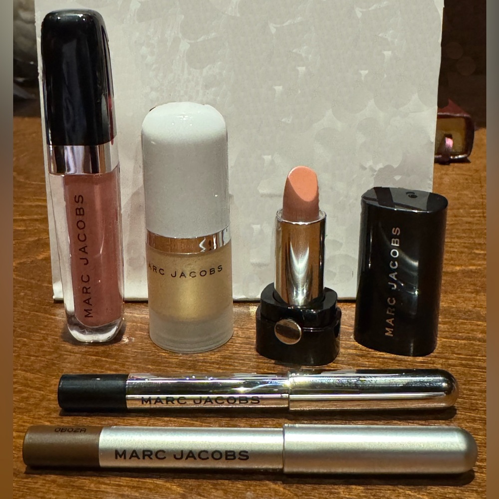 Marc Jacob Makeup Bundle - 5 pieces